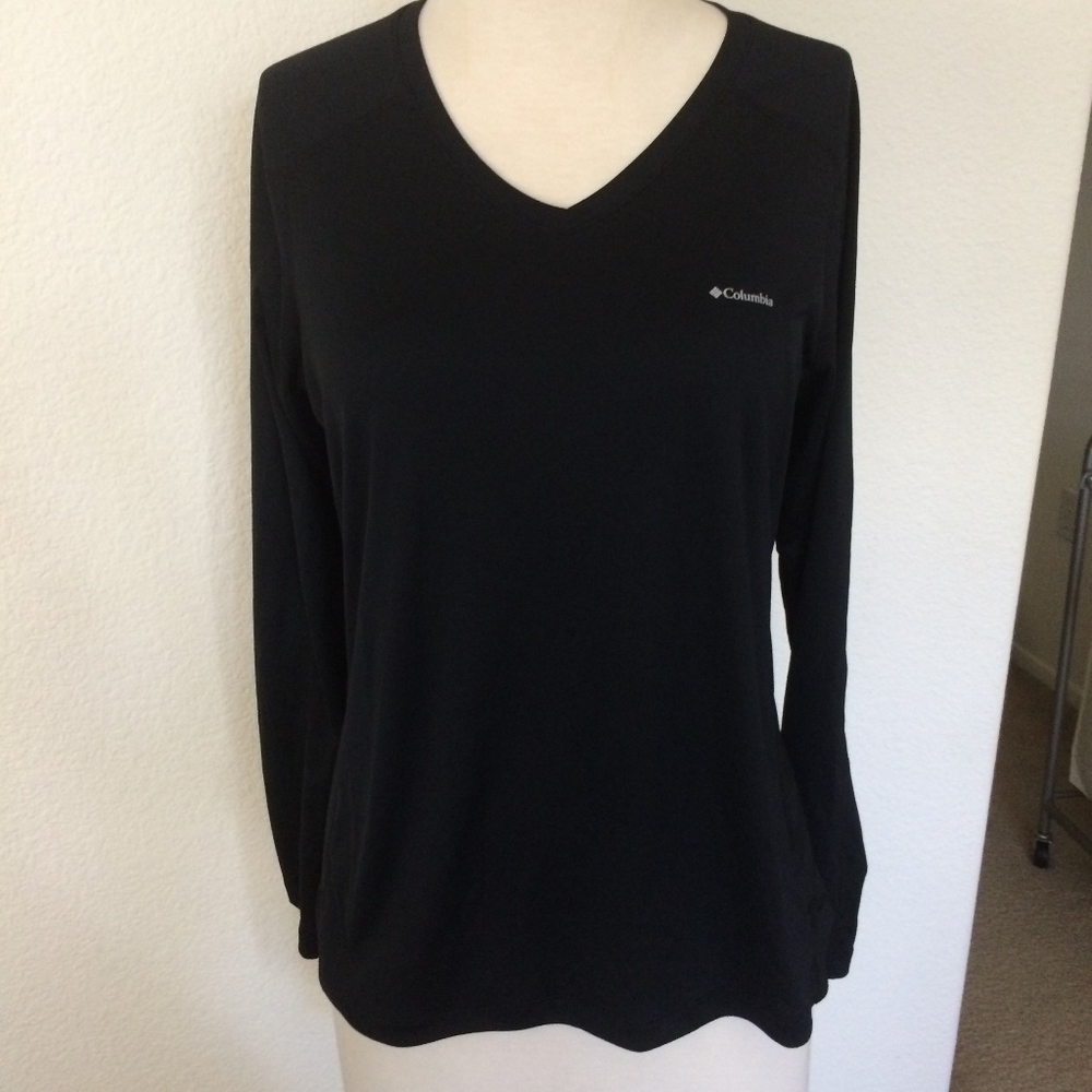 Columbia Black Omni Freeze Long Sleeve.
